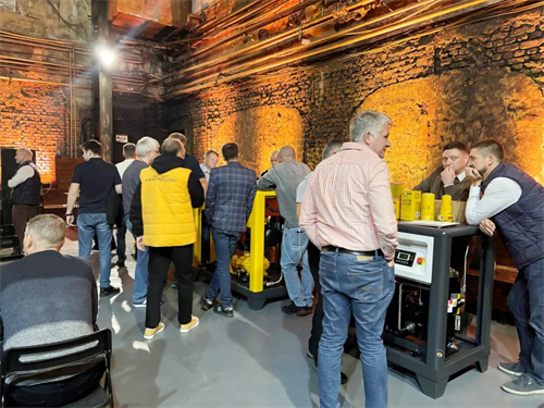 20251010363652.jpg 640 (3).jpg